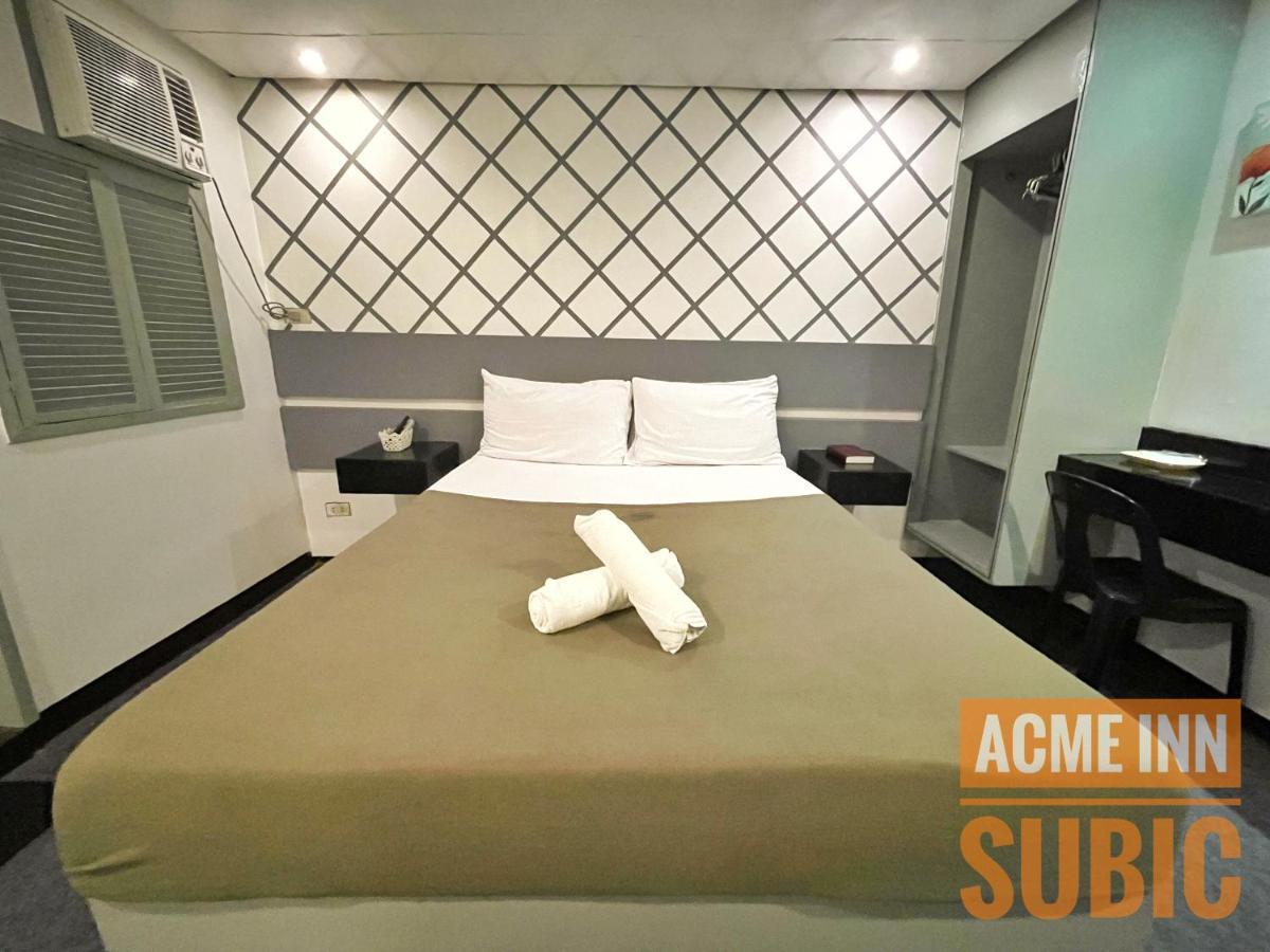 Acme Inn Subic Olongapo Exterior photo